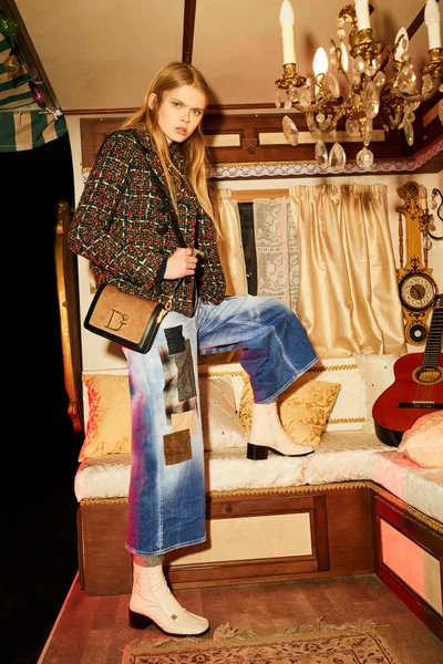 Look 33